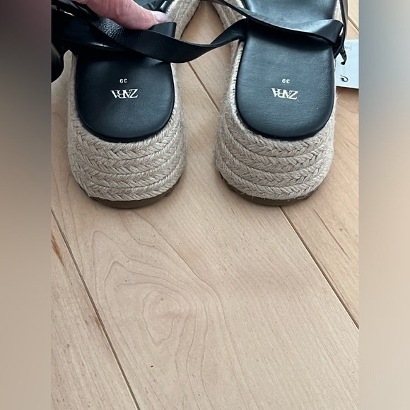 Zara leather ankle wrap strappy sandals 39 - Picture 2 of 5